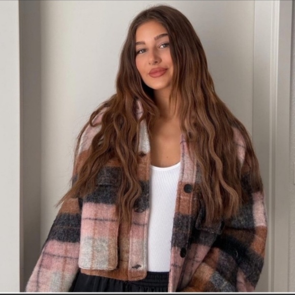 ZARA CROPPED PLAID OVERSHIRT NWT - Picture 4 of 16